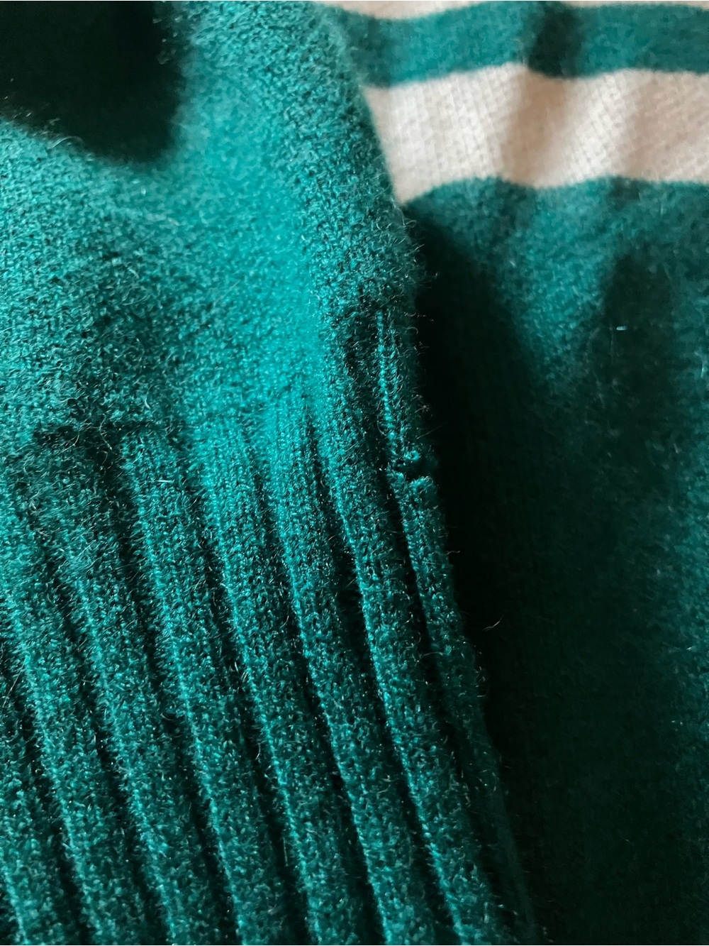 NAADAM Philadelphia Eagles Luxe Cashmere Oversized Crewneck Sweater - Picture 8 of 8